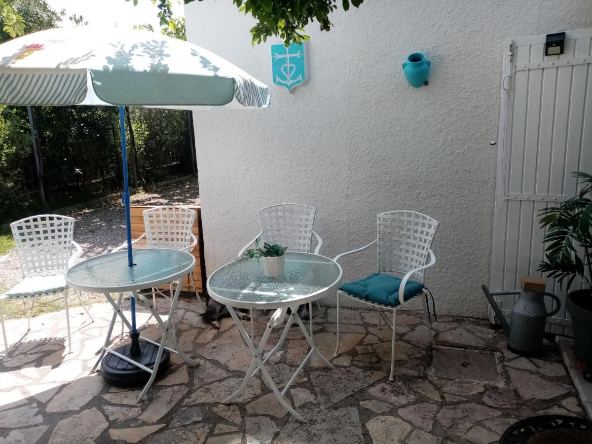 Le Flamant Rose Bed and Breakfast Salin-de-Giraud Buitenkant foto